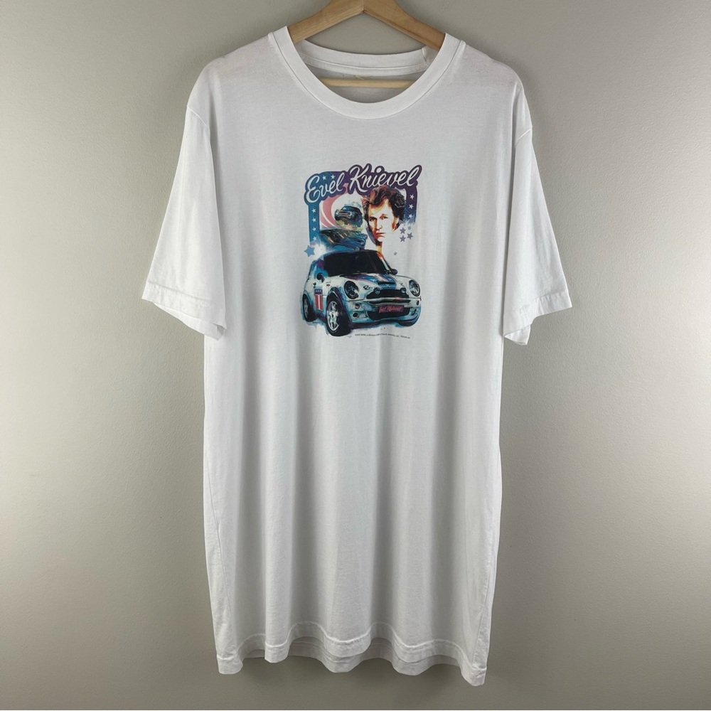 Vintage 2003 Evel Knievel White Mini Cooper Oversized Short Sleeve Graphic Tee